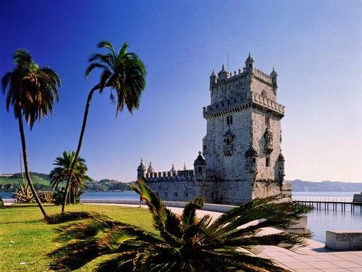 Башня в Португалии